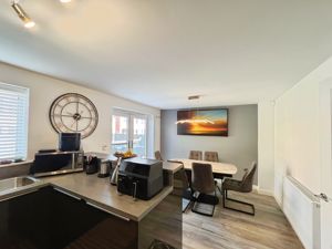 Dining kitchen- click for photo gallery